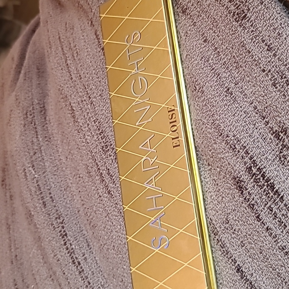 SAHARA NIGHTS EYE SHADOW PALETTE.  New without packing.